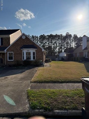 460 San Roman DR, Chesapeake, VA 23322