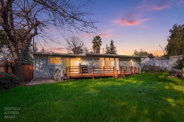 3838 Circle Dr, Loomis, CA 95650