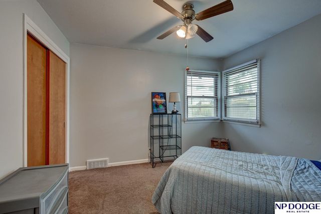 5408 N 45th Avenue, Omaha, NE 68104