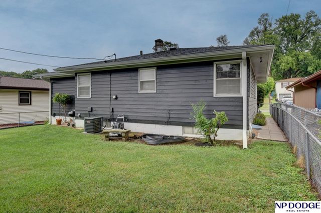 5408 N 45th Avenue, Omaha, NE 68104