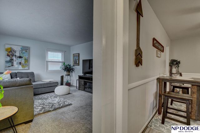 5408 N 45th Avenue, Omaha, NE 68104