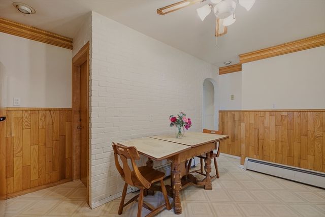 1443 Bedford St, Fall River, MA 02723