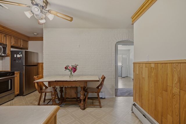 1443 Bedford St, Fall River, MA 02723