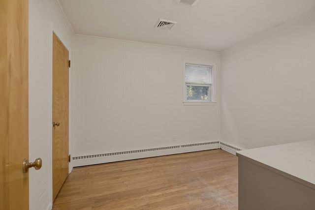 1443 Bedford St, Fall River, MA 02723