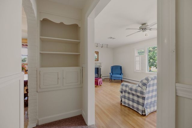 1443 Bedford St, Fall River, MA 02723