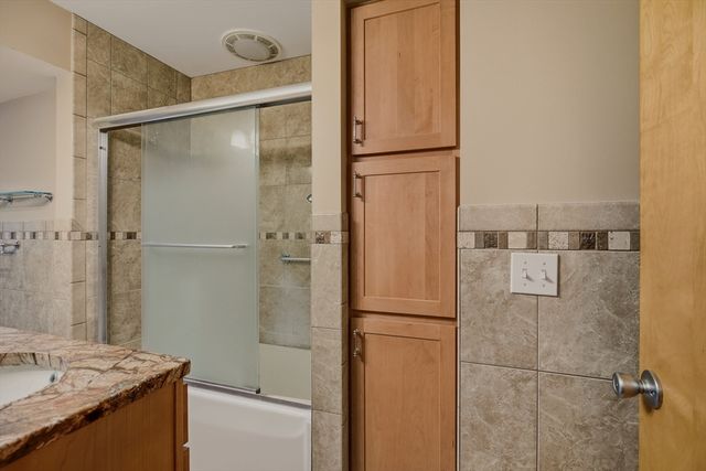 1443 Bedford St, Fall River, MA 02723