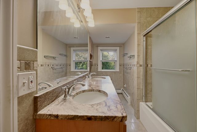 1443 Bedford St, Fall River, MA 02723