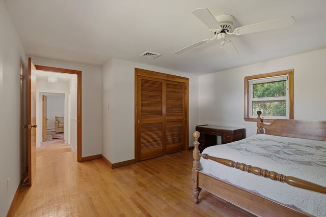 1443 Bedford St, Fall River, MA 02723