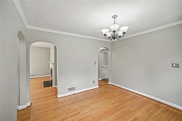 209 NW 83rd Street, Kansas City, MO 64118