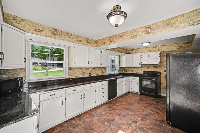 209 NW 83rd Street, Kansas City, MO 64118