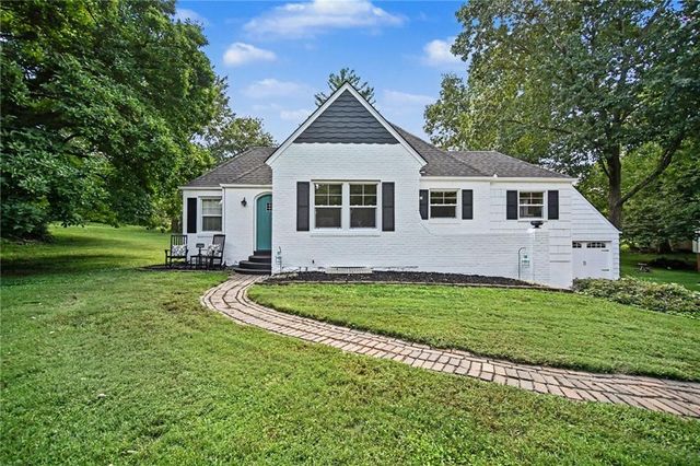 209 NW 83rd Street, Kansas City, MO 64118