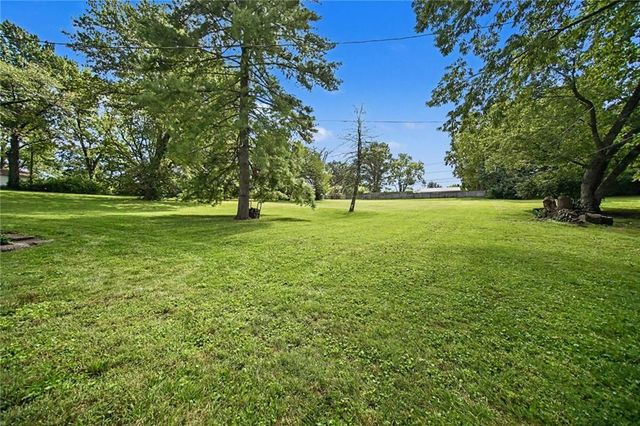 209 NW 83rd Street, Kansas City, MO 64118