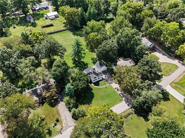 209 NW 83rd Street, Kansas City, MO 64118