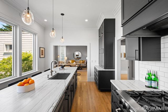 4754 17th Street, San Francisco, CA 94117