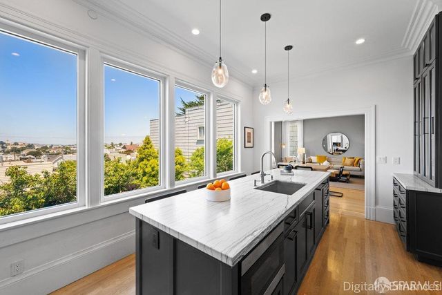 4754 17th Street, San Francisco, CA 94117