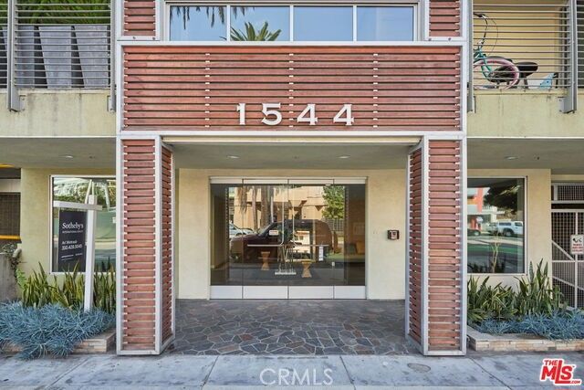 1544 7th 17, Santa Monica, CA 90401