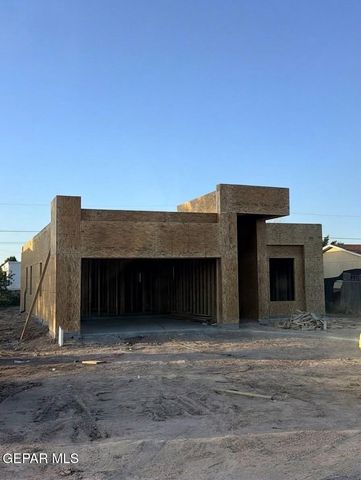 669 Supima Drive, Socorro, TX 79927