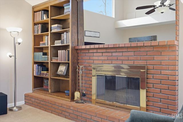 7016 Seapines Drive, Bakersfield, CA 93309