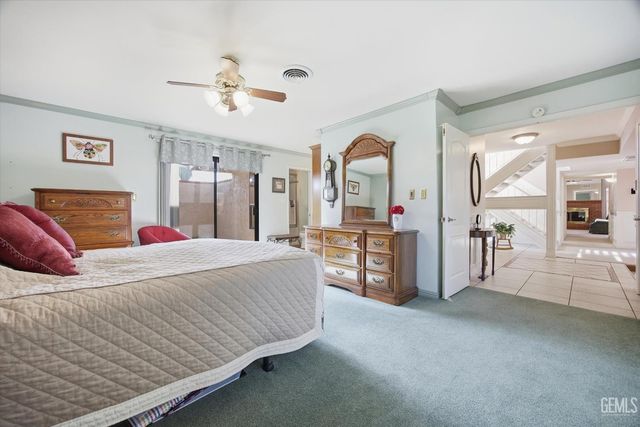 7016 Seapines Drive, Bakersfield, CA 93309