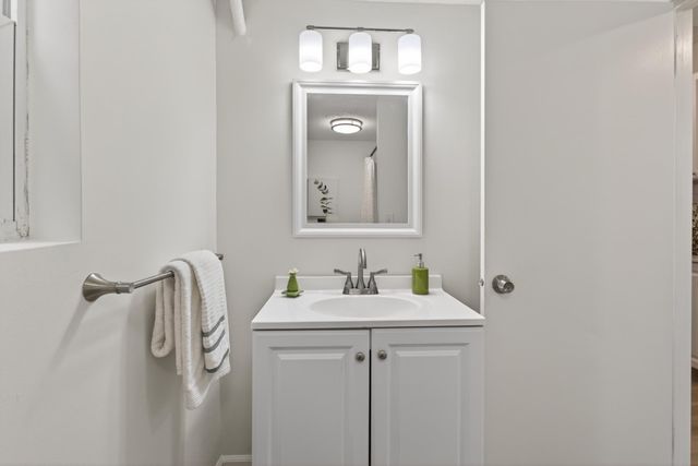 3901 Clinton Avenue, Minneapolis, MN 55409