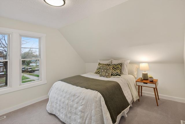 3901 Clinton Avenue, Minneapolis, MN 55409