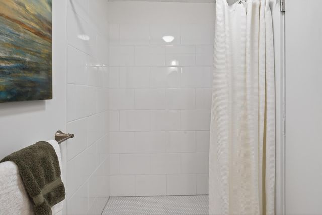 3901 Clinton Avenue, Minneapolis, MN 55409