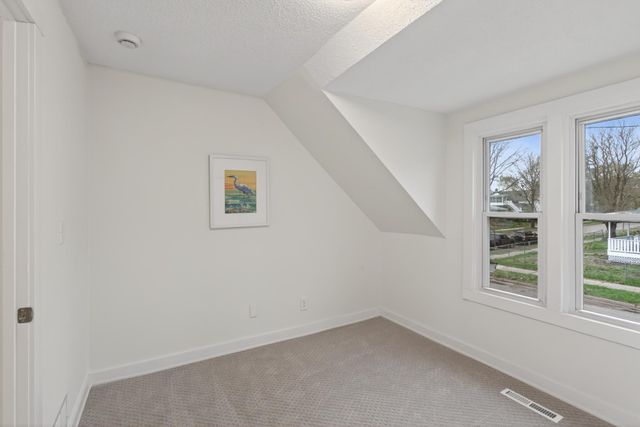 3901 Clinton Avenue, Minneapolis, MN 55409