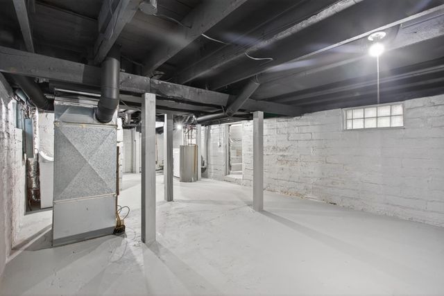 3901 Clinton Avenue, Minneapolis, MN 55409