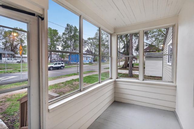 3901 Clinton Avenue, Minneapolis, MN 55409