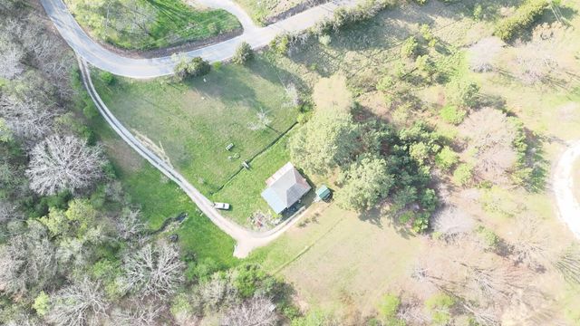 814 Emery Road, Soddy Daisy, TN 37379
