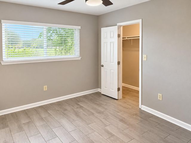 1103 County Road 281, Alvin, TX 77511