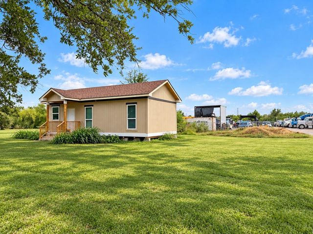 1103 County Road 281, Alvin, TX 77511