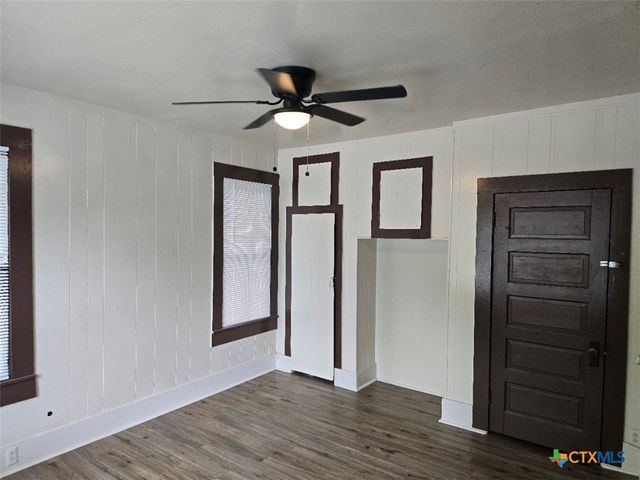 1219 Saint Michael Street, Gonzales, TX 78629