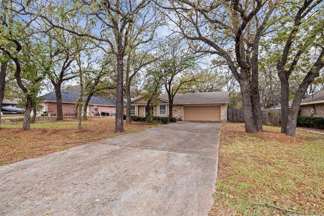 5408 Cortez Drive, Granbury, TX 76049