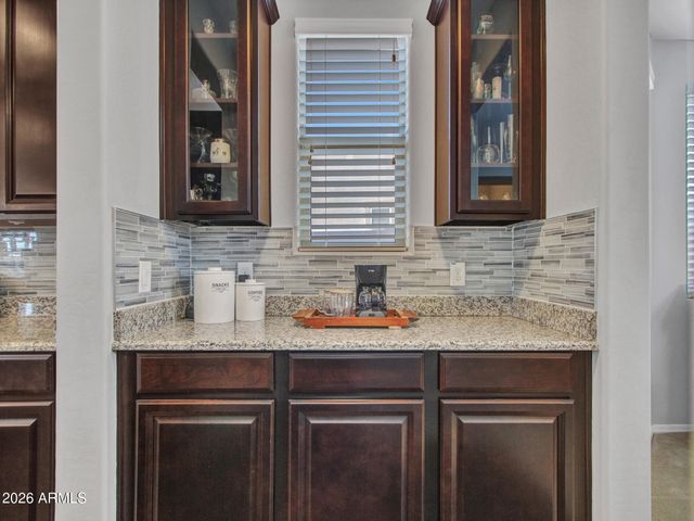 3715 W TERESA Drive, New River, AZ 85087