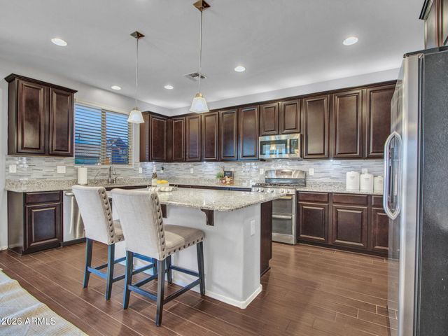 3715 W TERESA Drive, New River, AZ 85087