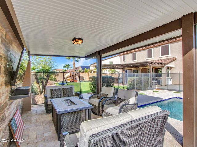 3715 W TERESA Drive, New River, AZ 85087