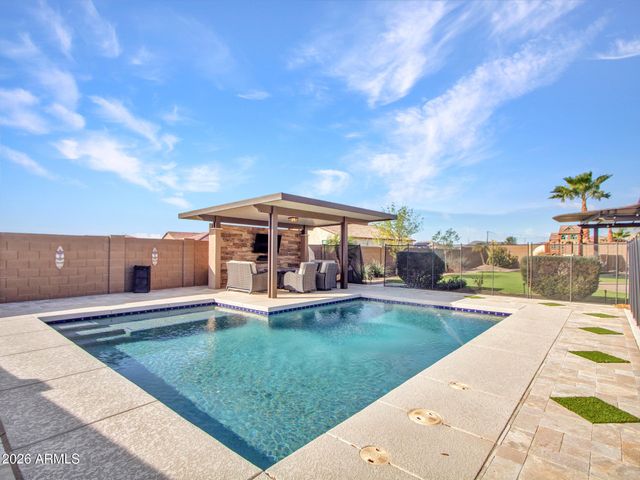 3715 W TERESA Drive, New River, AZ 85087