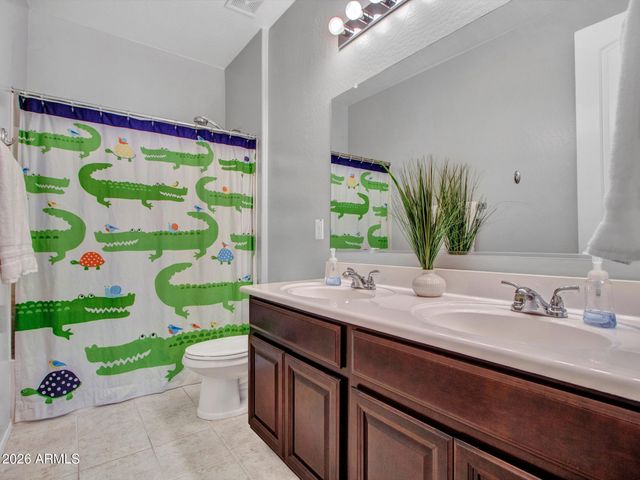 3715 W TERESA Drive, New River, AZ 85087