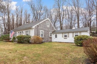 348 Leominster Rd, Lunenburg, MA 01462