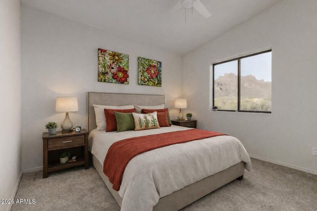 368 N MOUNTAIN VIEW Road, Apache Junction, AZ 85119