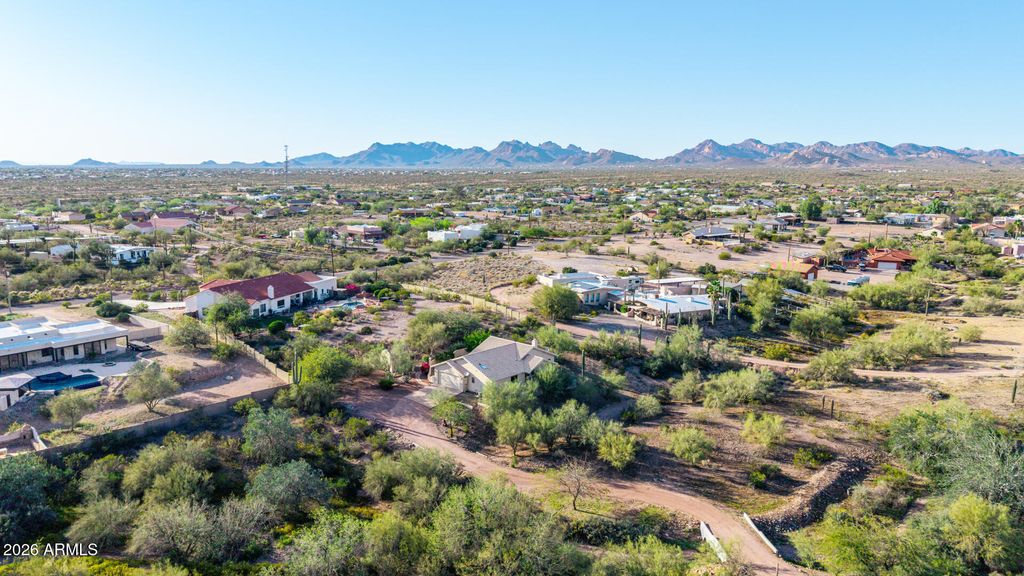 Image 37 of property listing at 368 N MOUNTAIN VIEW Road, Apache Junction, AZ 85119