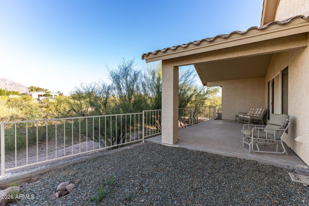 Image 5 of property listing at 368 N MOUNTAIN VIEW Road, Apache Junction, AZ 85119