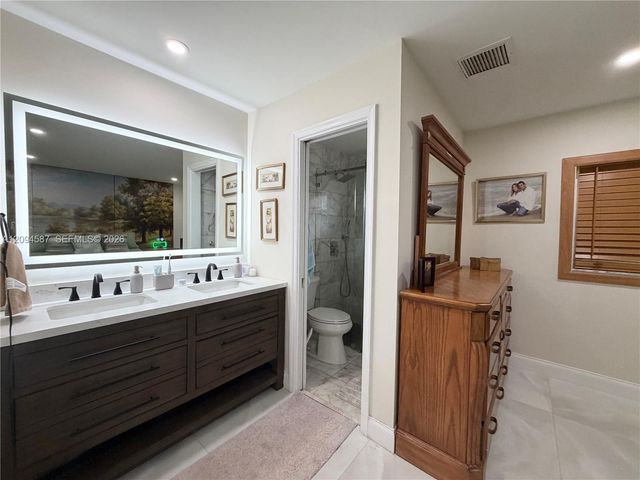 520 NW 46th Street, Deerfield Beach, FL 33064