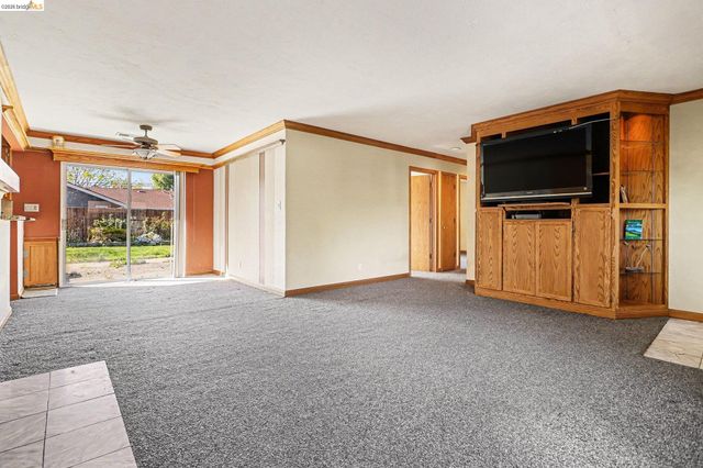 131 Hazel Dr, Pleasant Hill, CA 94523