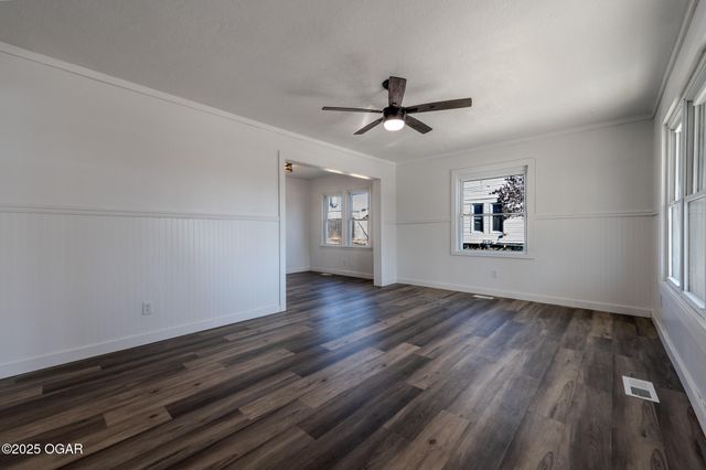 406 Maple Street, Greenfield, MO 65661