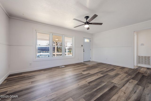 406 Maple Street, Greenfield, MO 65661