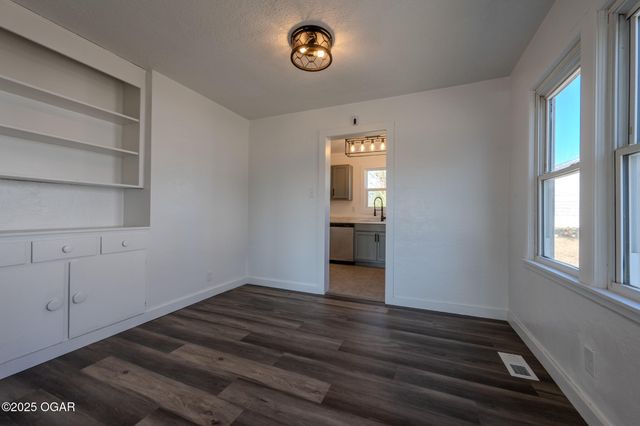 406 Maple Street, Greenfield, MO 65661