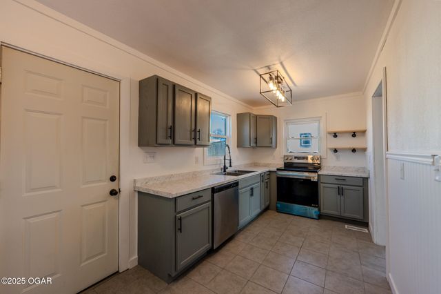 406 Maple Street, Greenfield, MO 65661