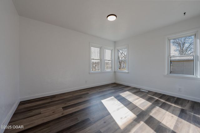 406 Maple Street, Greenfield, MO 65661